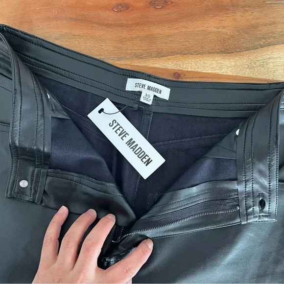 Steve Madden faux leather pants - Picture 7 of 9